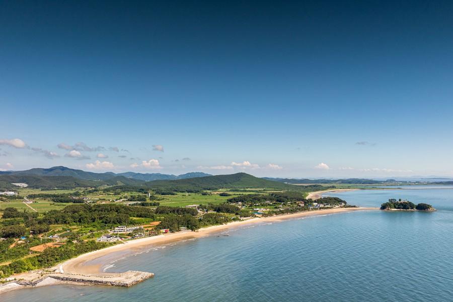 Doksan (Holmo) Beach
